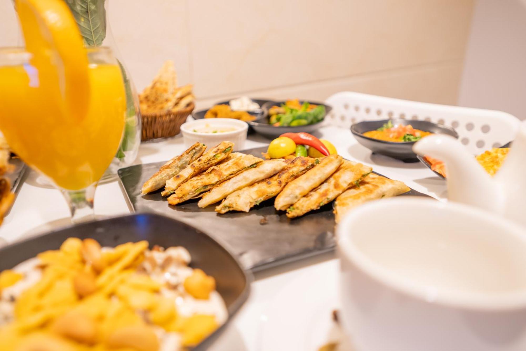 Laten Suites Al Naseem Jiddah Esterno foto